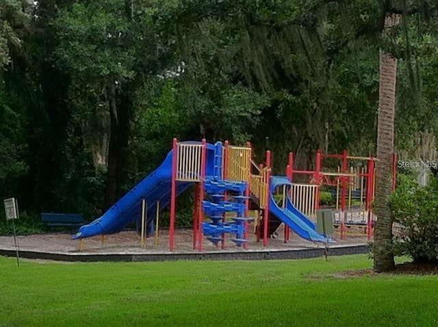 112 Crown Oaks Way Unit 112, Longwood, FL 32779 - community playground with a lawn