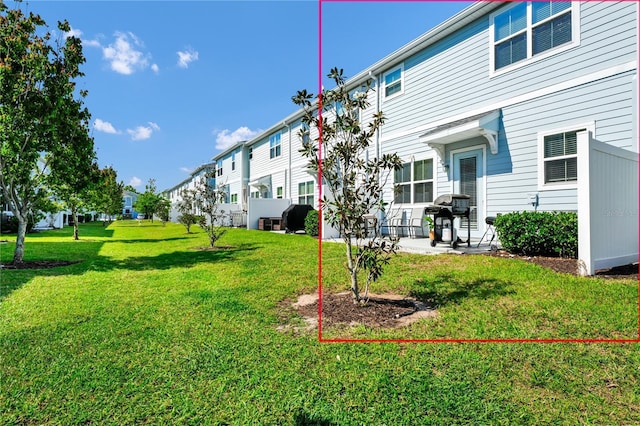 2919 Verse St, Kissimmee, FL 34746 - view of yard featuring a patio and a residential view
