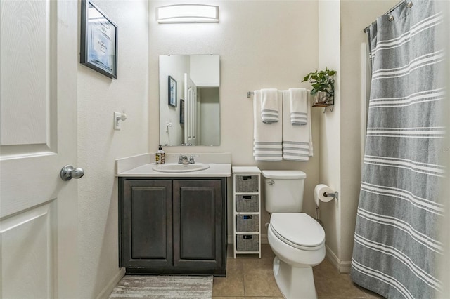 2815 Shelburne Way, Saint Cloud, FL 34772 - full bath featuring vanity, tile patterned flooring, a shower with curtain, and toilet