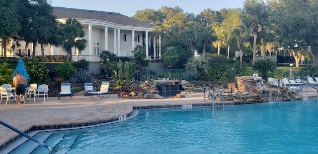 3700 Plantation Blvd, Leesburg, FL 34748 - view of community pool