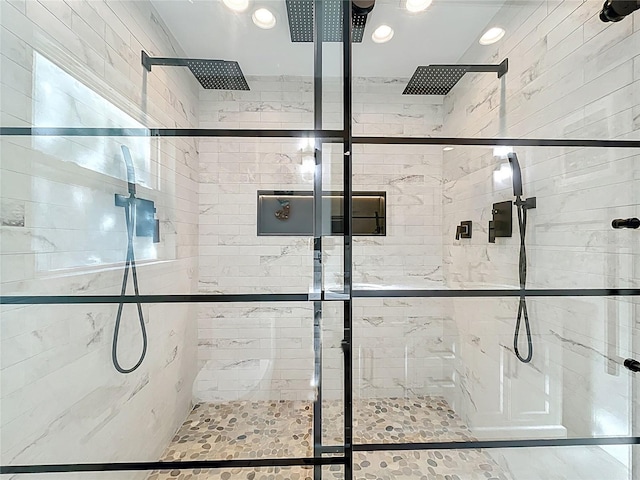2631 Mcdonald Ter, Mount Dora, FL 32757 - full bath featuring recessed lighting and a stall shower