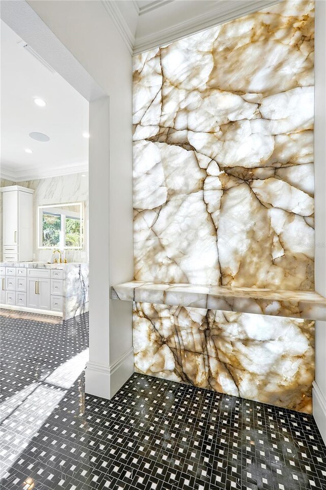 5525 Isleworth Country Club Dr, Windermere, FL 34786 - bathroom with ornamental molding, vanity, and recessed lighting