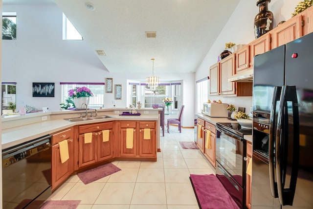 2712 Rolling Broak Dr, Orlando, FL 32837 - kitchen featuring a sink, high vaulted ceiling, under cabinet range hood, visible vents, and black appliances