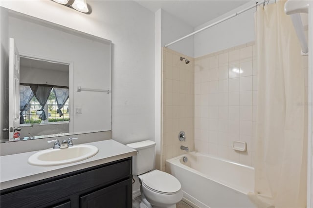 3345 Reedy Glen Dr, Kissimmee, FL 34758 - full bathroom with vanity, shower / bath combo with shower curtain, and toilet