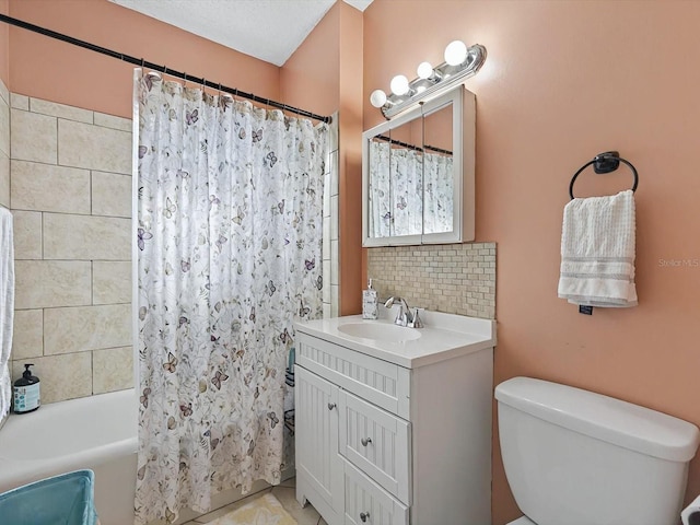 16 E Orange St, Davenport, FL 33837 - full bathroom with vanity, decorative backsplash, shower / tub combo, and toilet