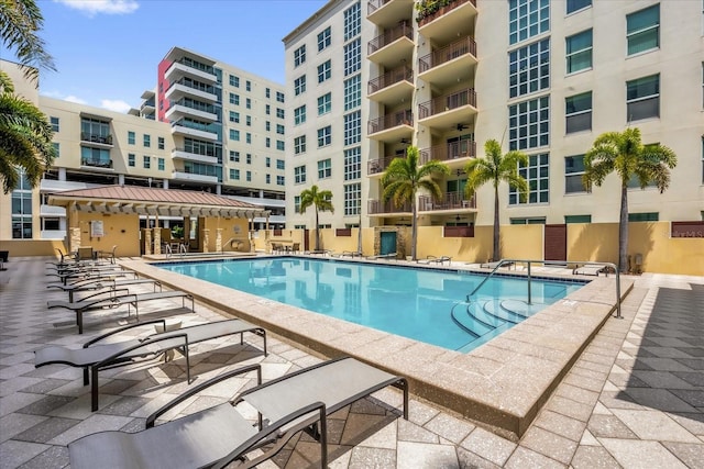 1238 E Kennedy Blvd Unit 802, Tampa, FL 33602 - pool featuring a patio