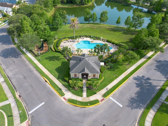 913 Bending Oak Trl, Winter Garden, FL 34787 - view of property location featuring a large body of water and a pool area