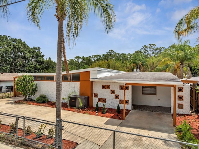 2303 Bonneville Dr, Orlando, FL 32826 - photo 5