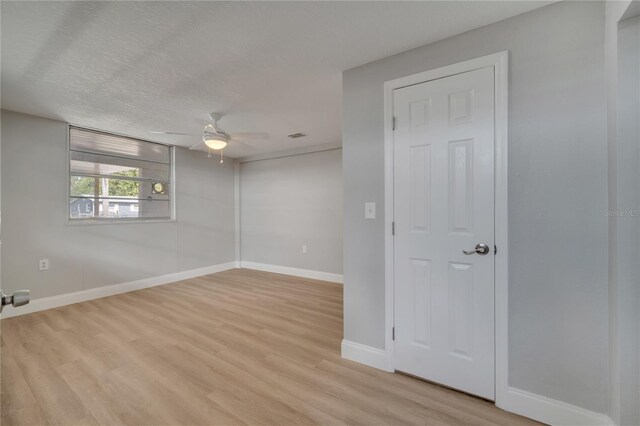 2303 Bonneville Dr, Orlando, FL 32826 - photo 50