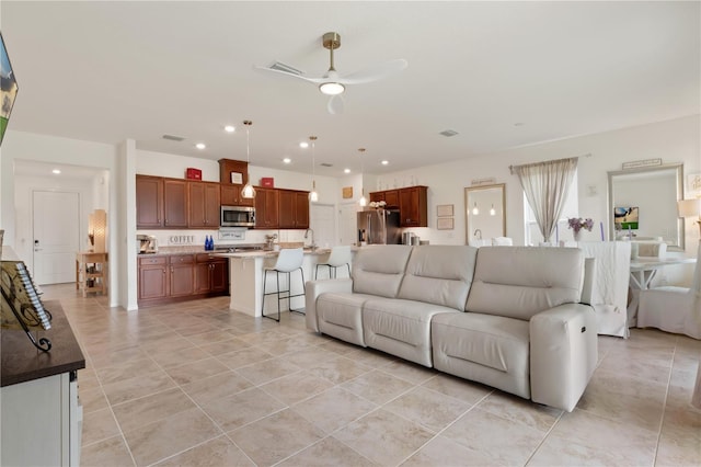 125 Silver Maple Rd, Groveland, FL 34736 - photo 4