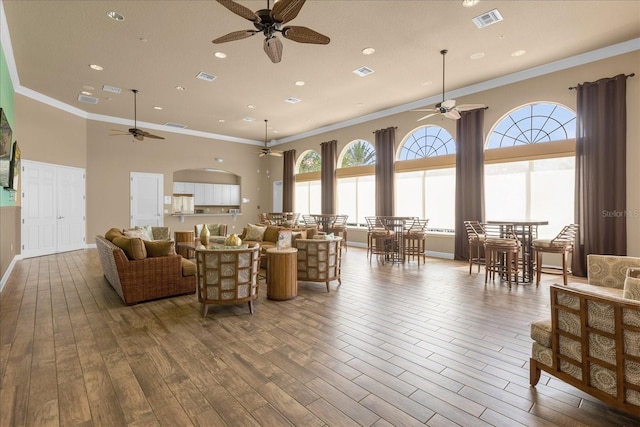 1031 Marcello Blvd, Kissimmee, FL 34746 - building lobby with visible vents