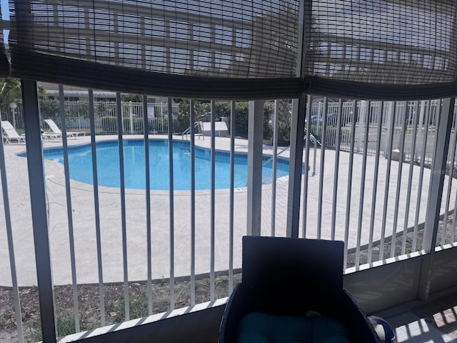 1621 Emily Ct, Kissimmee, FL 34744 - community pool featuring fence