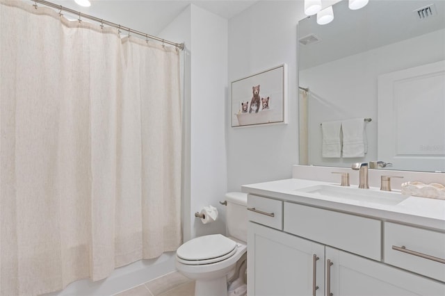 8105 Fenton St, Orlando, FL 32836 - full bath with toilet, vanity, tile patterned floors, and shower / bathtub combination with curtain