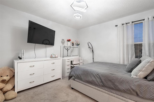 555 Meadow Bend Dr, Davenport, FL 33837 - bedroom with light carpet