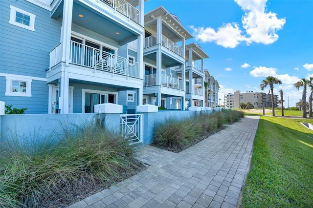 7 Marden Dr, Ormond Beach, FL 32176 - view of apartment building / complex