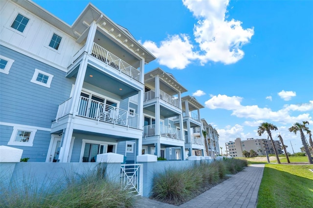 7 Marden Dr, Ormond Beach, FL 32176 - view of apartment building / complex