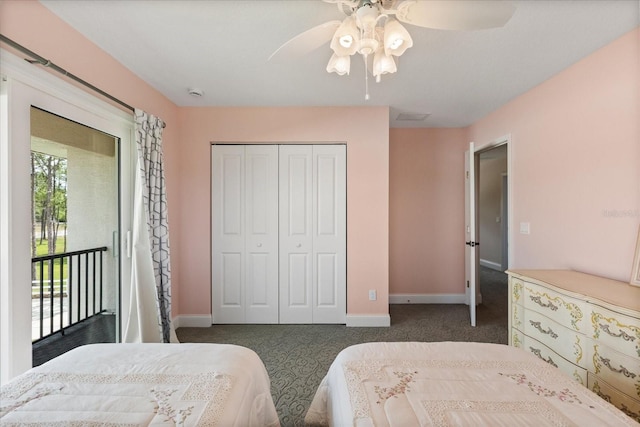 carpeted bedroom featuring baseboards, access to exterior, ceiling fan, and a closet