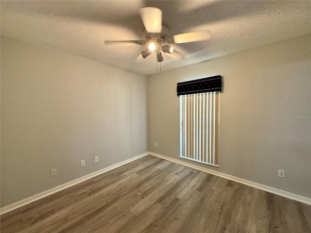 8829 Courtyard Ln, Groveland, FL 34736 - photo 14