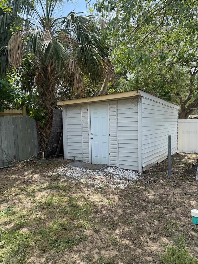 1238 Lakecrest Dr, Apopka, FL 32703 - view of shed featuring fence