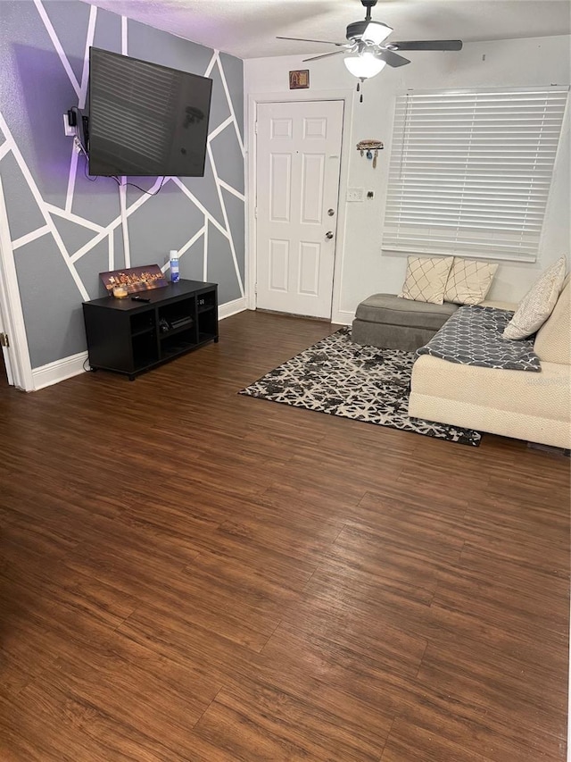 1238 Lakecrest Dr, Apopka, FL 32703 - living room featuring ceiling fan, wood finished floors, and baseboards