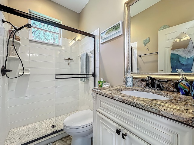 3008 Sutton Woods Dr, Plant City, FL 33566 - full bath featuring vanity, toilet, and a stall shower