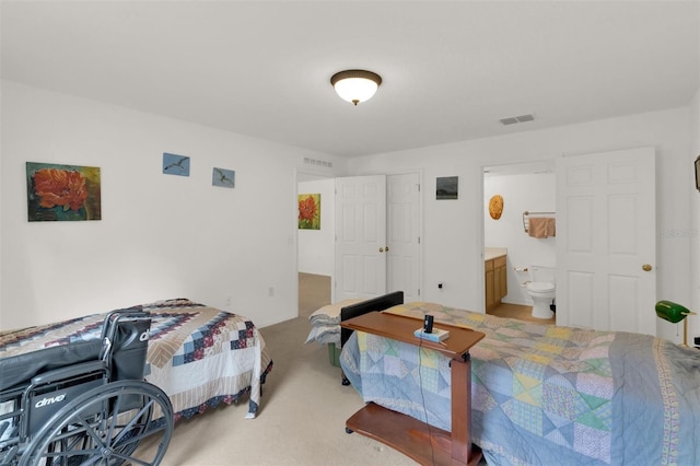 2658 Palmetto Ridge Cir, Apopka, FL 32712 - bedroom with carpet floors and connected bathroom