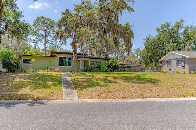 1108 Gibson St, Leesburg, FL 34748 - view of mid-century modern home