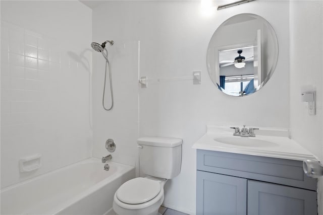 611 Casa Park A Ct, Winter Springs, FL 32708 - full bathroom with a ceiling fan, toilet, vanity, and shower / tub combination