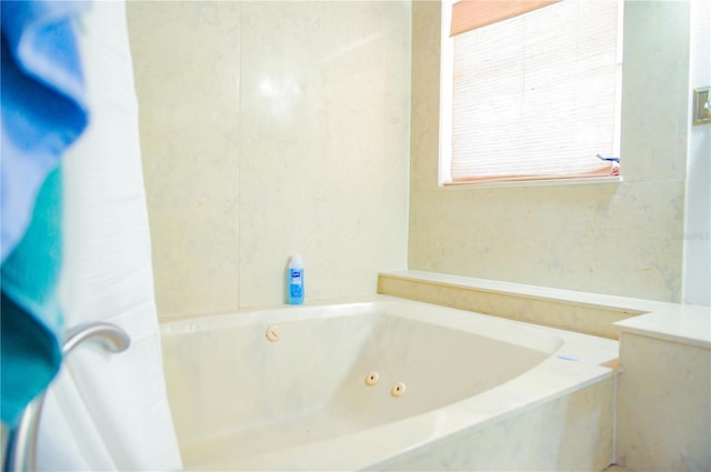 530 Webster St, Lake Mary, FL 32746 - full bathroom with a whirlpool tub