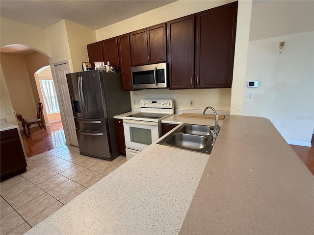 2530 Baykal Dr, Kissimmee, FL 34746 - photo 13