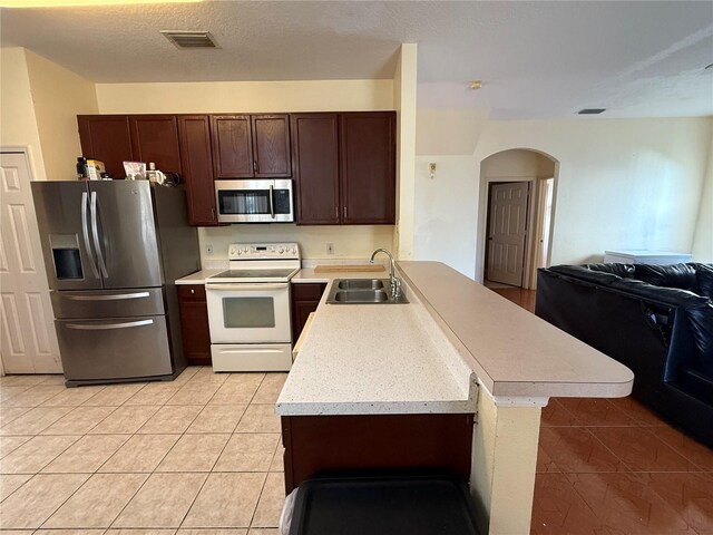 2530 Baykal Dr, Kissimmee, FL 34746 - photo 14