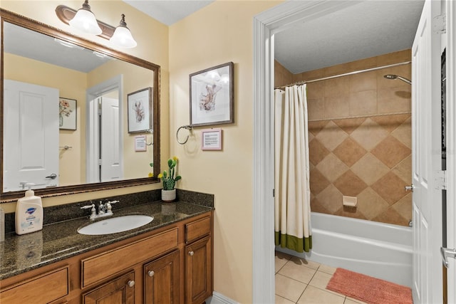 7630 Heritage Crossing Way Unit 302, Reunion, FL 34747 - bathroom with vanity, tile patterned floors, shower / bath combo, and baseboards