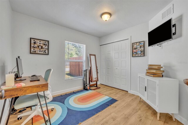 440 E Crystal Lake St, Orlando, FL 32806 - office featuring visible vents, baseboards, and light wood-type flooring