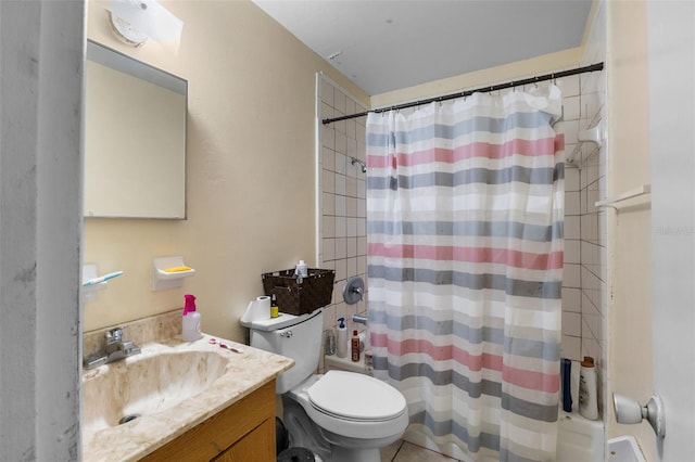 bathroom with toilet, shower / tub combo with curtain, and vanity