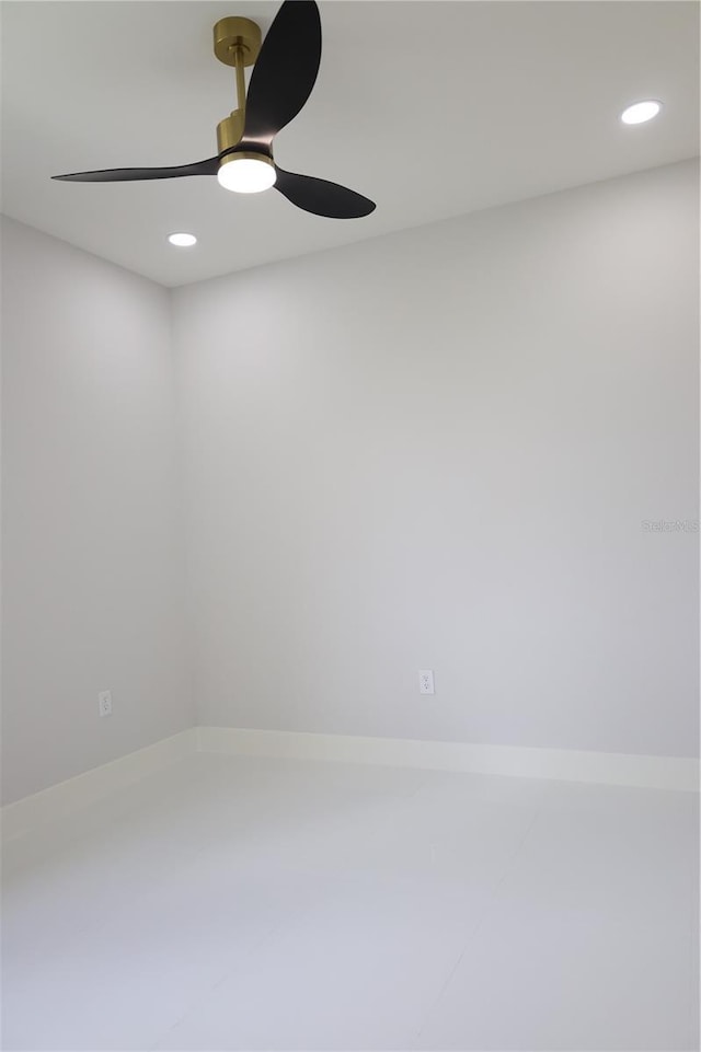 empty room featuring a ceiling fan and recessed lighting