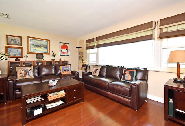 2900 Cullen Lake Shore Dr, Belle Isle, FL 32812 - living room featuring wood finished floors and baseboards