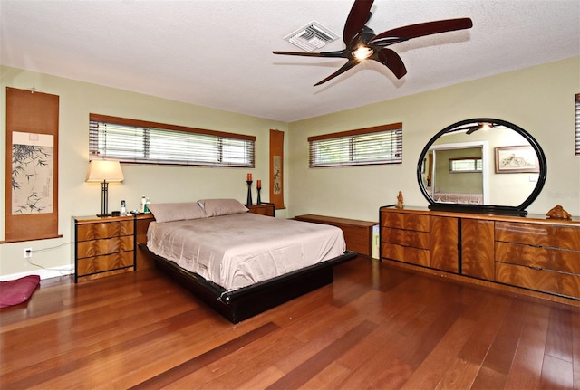 2900 Cullen Lake Shore Dr, Belle Isle, FL 32812 - bedroom with wood finished floors