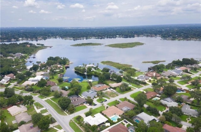 2900 Cullen Lake Shore Dr, Belle Isle, FL 32812 - aerial view of property and surrounding area with a large body of water and nearby suburban area
