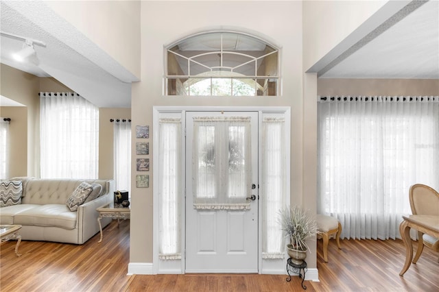 603 Yorkshire Dr, Oviedo, FL 32765 - entrance foyer with wood finished floors
