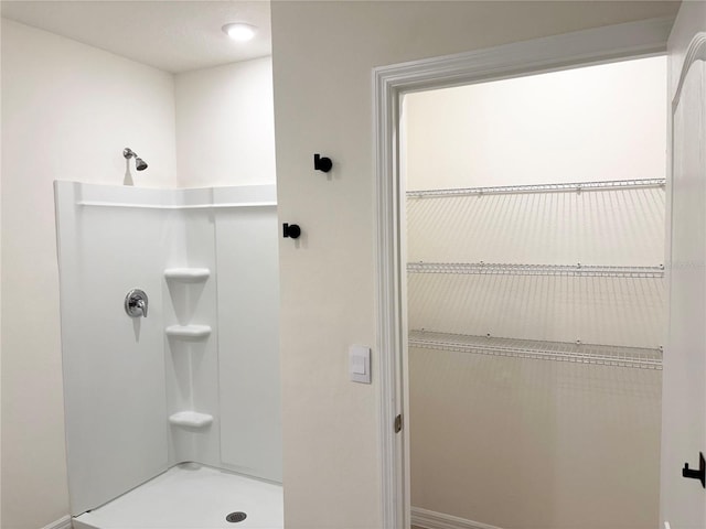 5216 Greenheart Ave, Mount Dora, FL 32757 - full bath with walk in shower