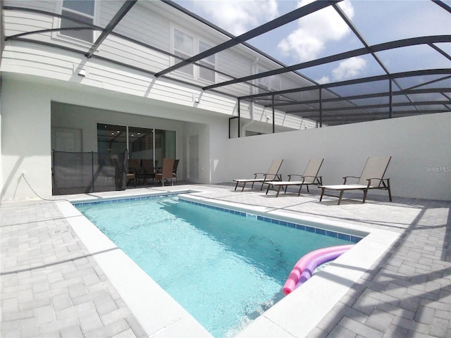 197 Jetty Way, Davenport, FL 33897 - outdoor pool with a patio and a lanai