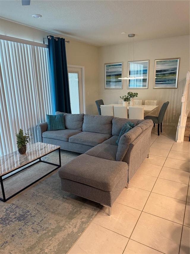 197 Jetty Way, Davenport, FL 33897 - living area featuring light tile patterned floors