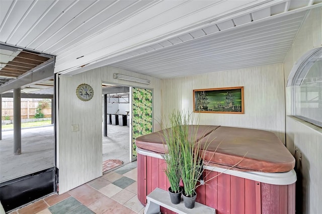 9503 Alice Ln, Riverview, FL 33578 - sunroom with a jacuzzi