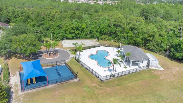 726 Lake Biscayne Way, Orlando, FL 32824 - view of pool featuring a view of trees and fence