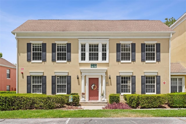 view of front of property featuring stucco siding