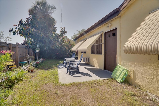 7418 Riverbank Dr, New Port Richey, FL 34655 - view of yard with fence and a patio