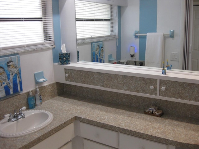 7026 Lenape Cir, New Port Richey, FL 34653 - bathroom featuring vanity