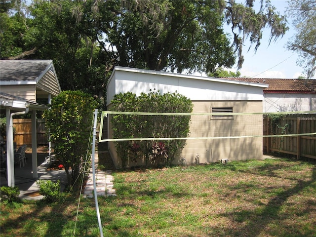 7026 Lenape Cir, New Port Richey, FL 34653 - view of yard