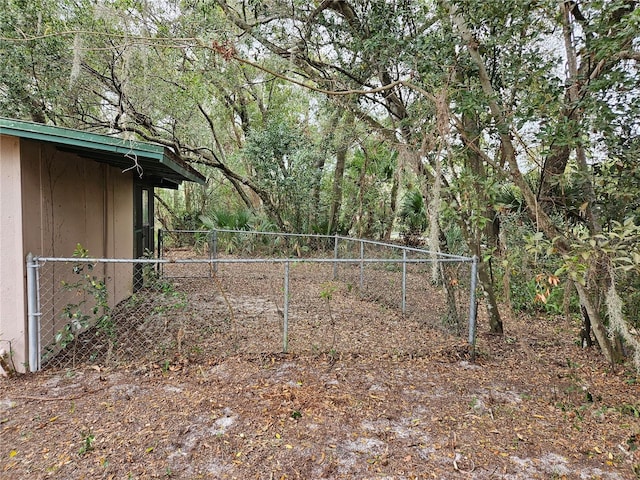 1424 Lake Shore Dr, Casselberry, FL 32707 - view of yard with fence