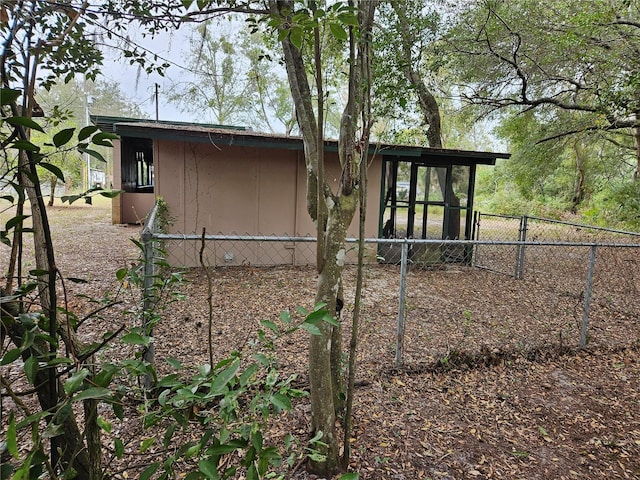 1424 Lake Shore Dr, Casselberry, FL 32707 - view of outbuilding with fence